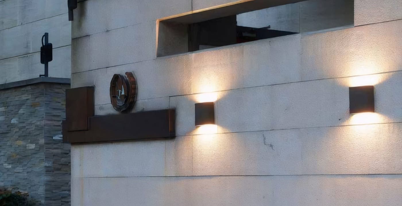NEKO CRUZ D wall light
